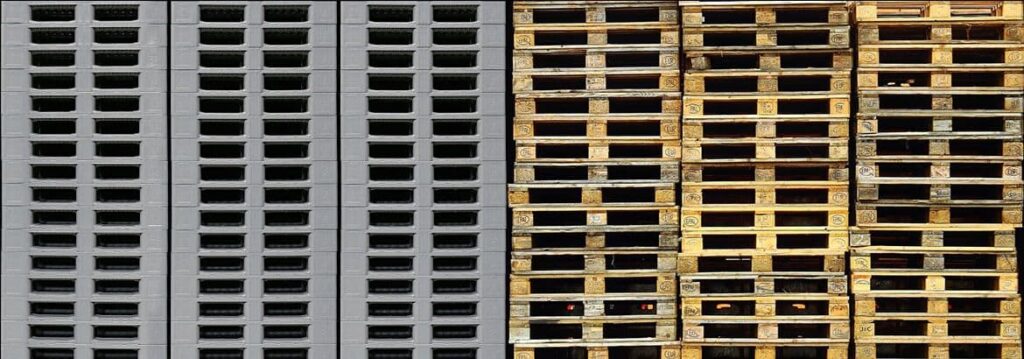 Kunststoffpaletten und Holzpaletten Transoplast